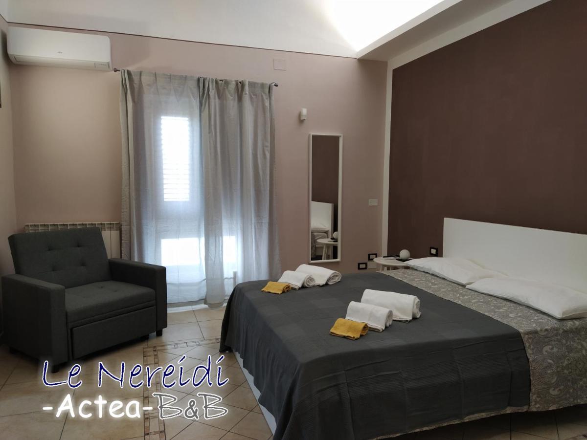 Le Nereidi B&B Acireale Centro Exteriör bild